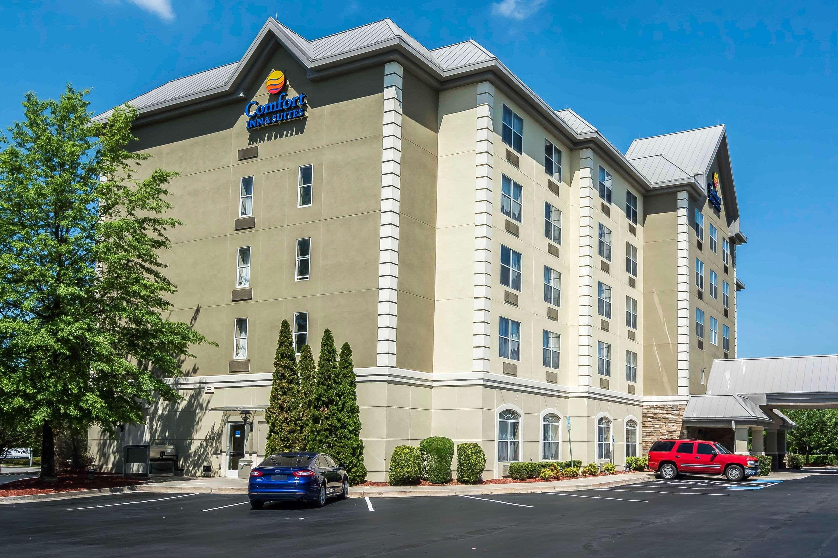 Comfort Inn & Suites Near Six Flags Lithia Springs Exterior foto