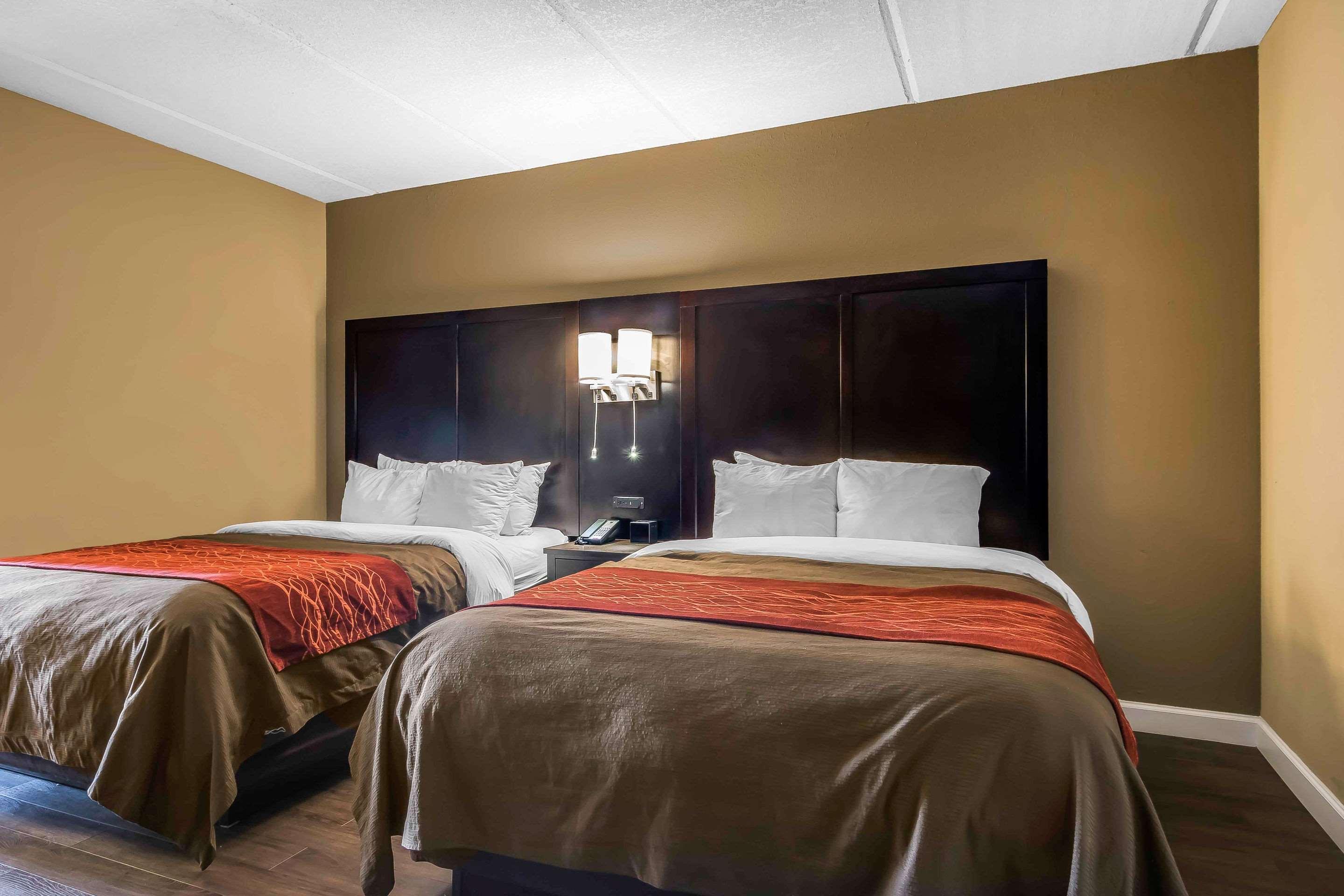Comfort Inn & Suites Near Six Flags Lithia Springs Exterior foto